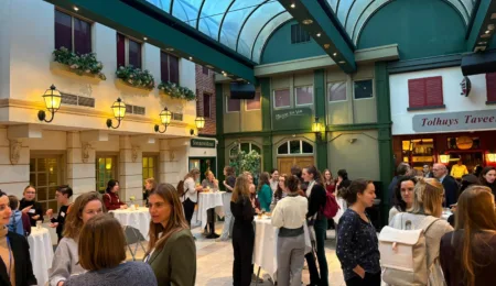 Connecting over pizza with fellow early-career researchers