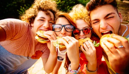 Raise the age limits for junk food advertising