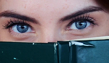 Pupil mimicry: a bonding mechanism
